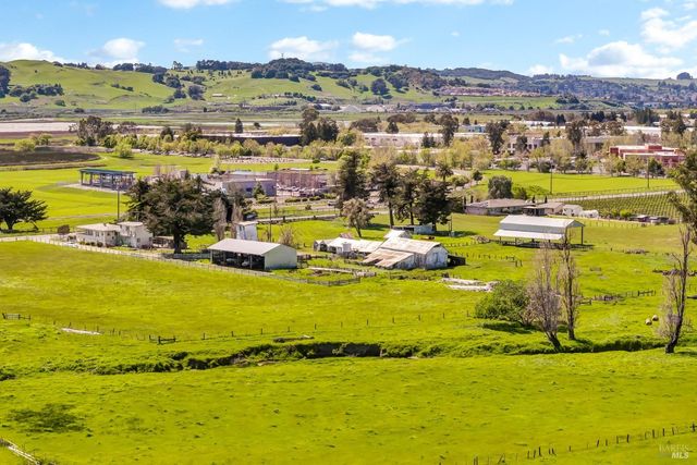 4091 Lakeville Hwy, Petaluma, CA 94954