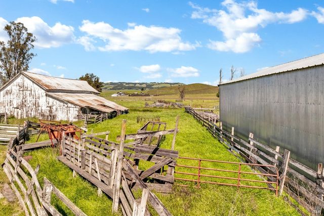 4091 Lakeville Hwy, Petaluma, CA 94954