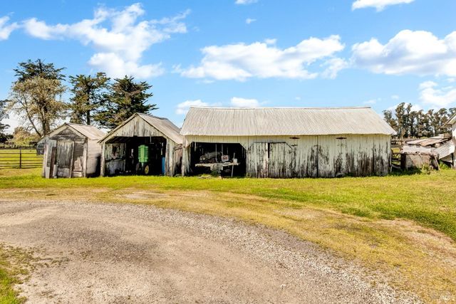 4091 Lakeville Hwy, Petaluma, CA 94954