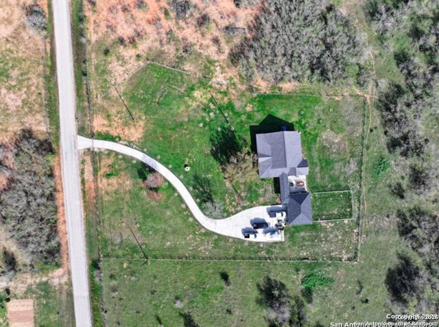 3250 Sandy Elm, La Vernia, TX 78121