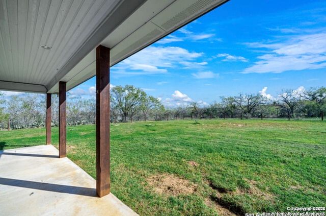 3250 Sandy Elm, La Vernia, TX 78121