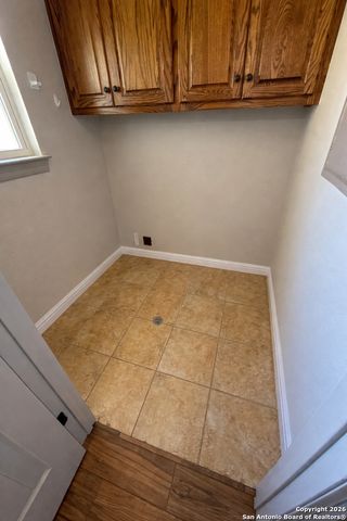 3250 Sandy Elm, La Vernia, TX 78121