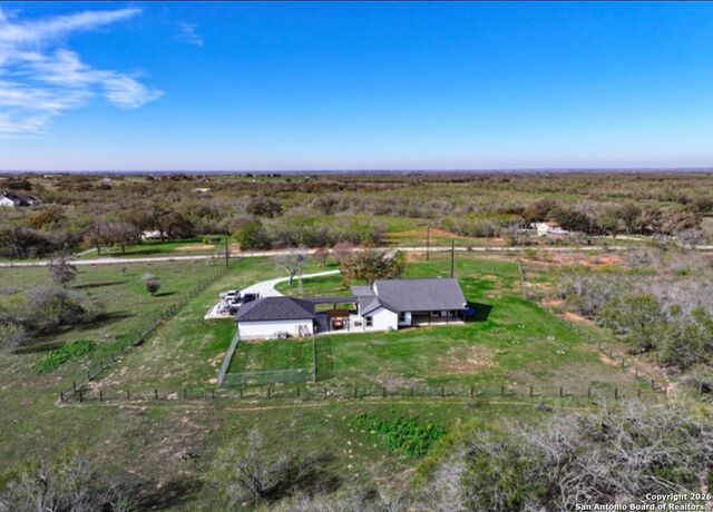 3250 Sandy Elm, La Vernia, TX 78121