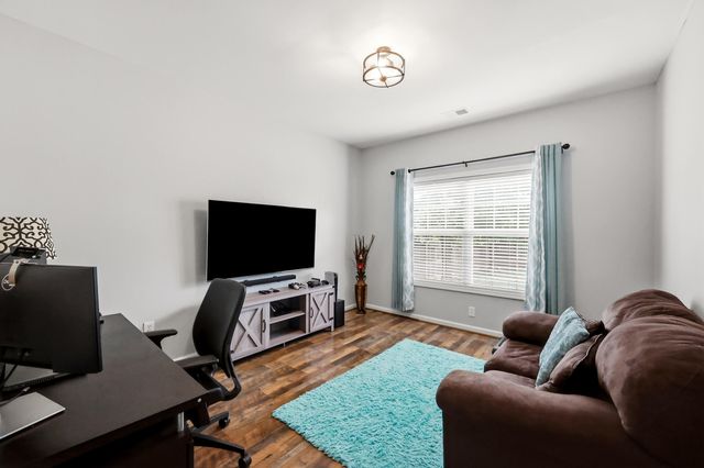 2849 Satin Leaf Park, Lexington, KY 40511