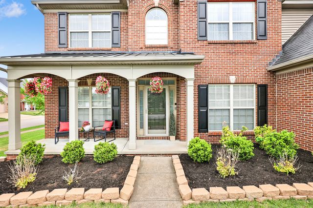 2849 Satin Leaf Park, Lexington, KY 40511