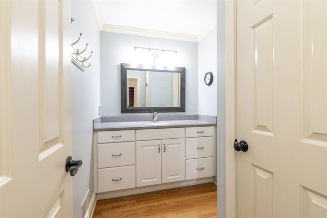 7942 S 12th Street, Kalamazoo, MI 49009
