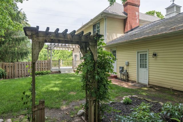 7942 S 12th Street, Kalamazoo, MI 49009