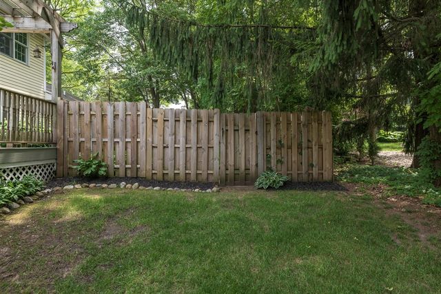 7942 S 12th Street, Kalamazoo, MI 49009