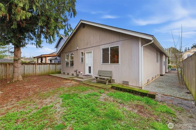 8018 65th Drive NE, Marysville, WA 98270