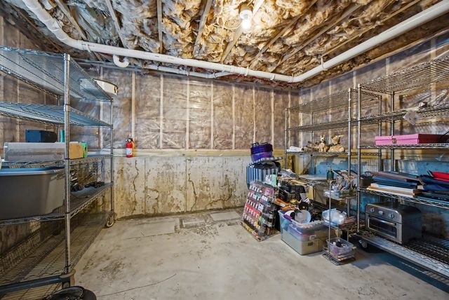 42 Kendall Pond Road, Derry, NH 03038