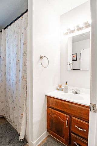 6310 MARTINWOOD DR, Millington, TN 38053