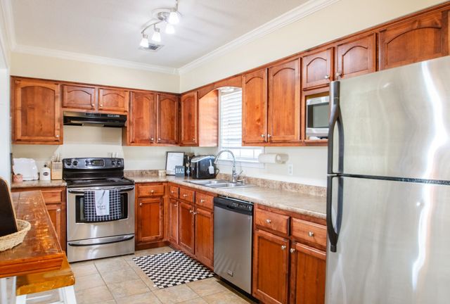 6310 MARTINWOOD DR, Millington, TN 38053