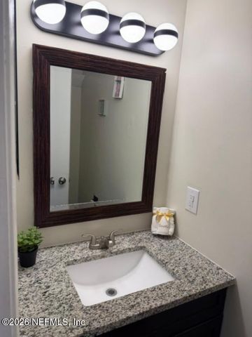 8300 PLAZA GATE Lane 1193, Jacksonville, FL 32217