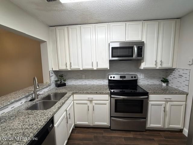 8300 PLAZA GATE Lane 1193, Jacksonville, FL 32217