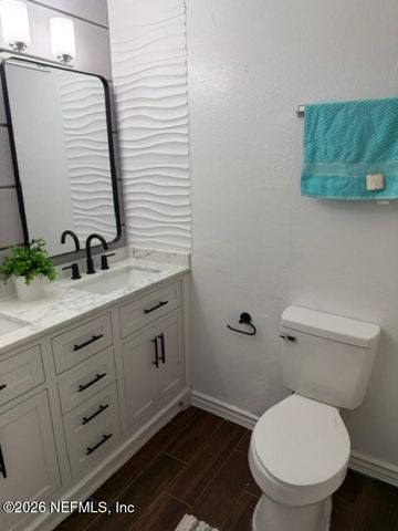 8300 PLAZA GATE Lane 1193, Jacksonville, FL 32217
