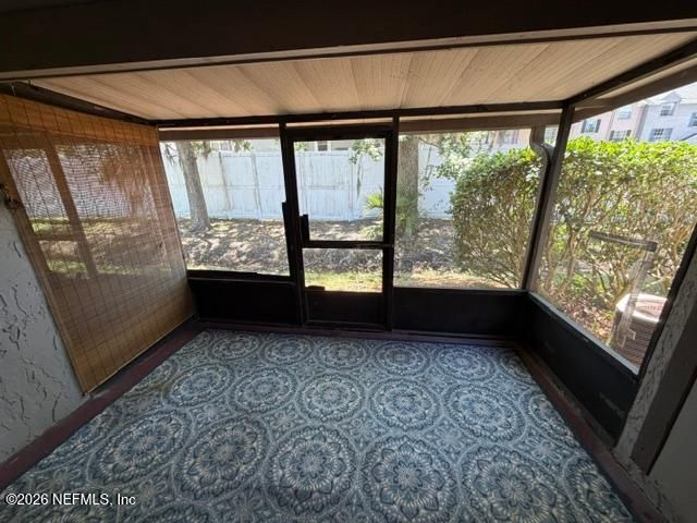 8300 PLAZA GATE Lane 1193, Jacksonville, FL 32217