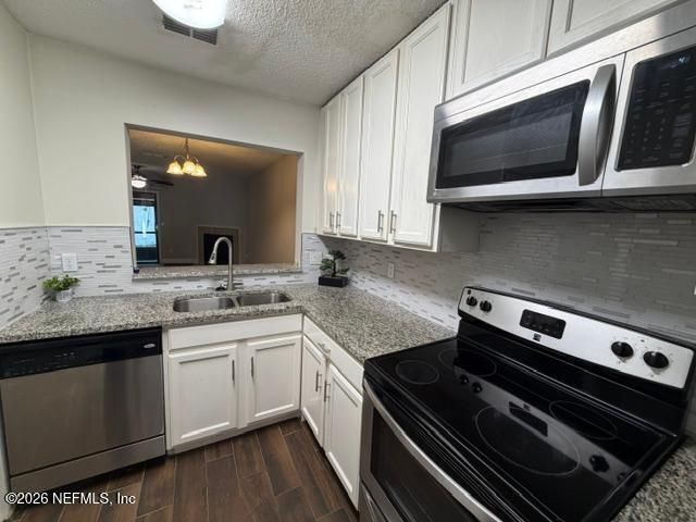 8300 PLAZA GATE Lane 1193, Jacksonville, FL 32217