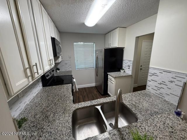 8300 PLAZA GATE Lane 1193, Jacksonville, FL 32217