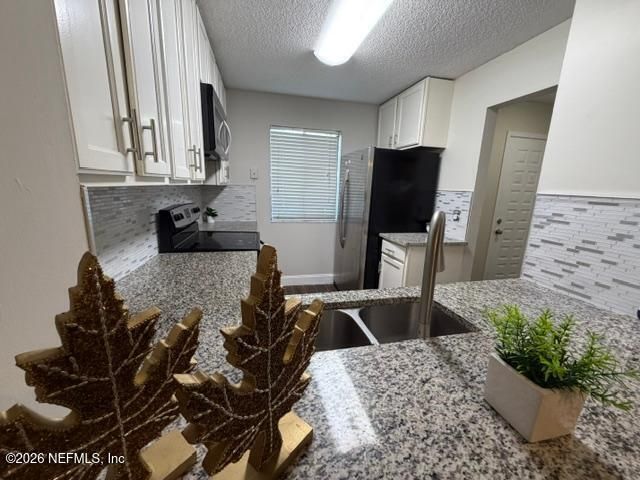 8300 PLAZA GATE Lane 1193, Jacksonville, FL 32217