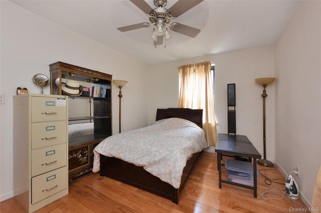 141-16 25th Road 2A, Flushing, NY 11354