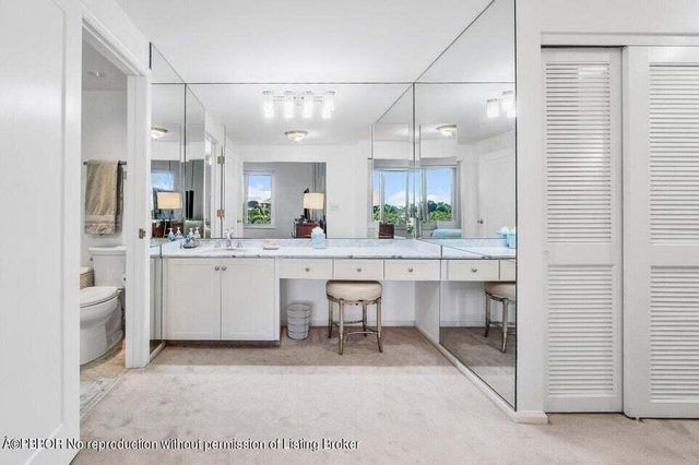 150 Bradley 0403 Place 403, Palm Beach, FL 33480