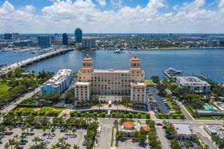 150 Bradley 0403 Place 403, Palm Beach, FL 33480