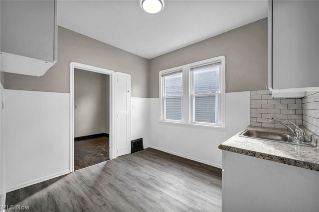 3704 E 52nd Street, Cleveland, OH 44105