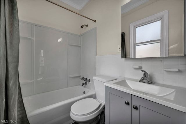 3704 E 52nd Street, Cleveland, OH 44105