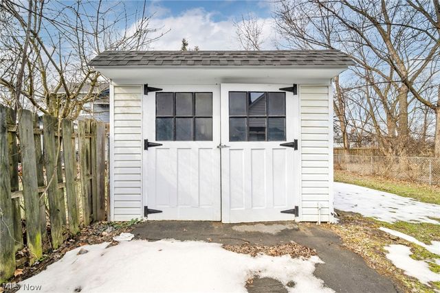 3704 E 52nd Street, Cleveland, OH 44105