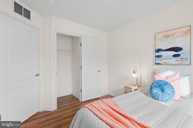 12751 LONGFORD GLEN DR, Germantown, MD 20874