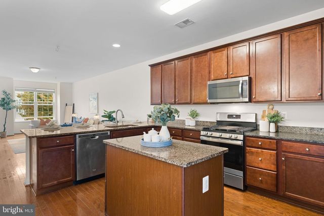 12751 LONGFORD GLEN DR, Germantown, MD 20874