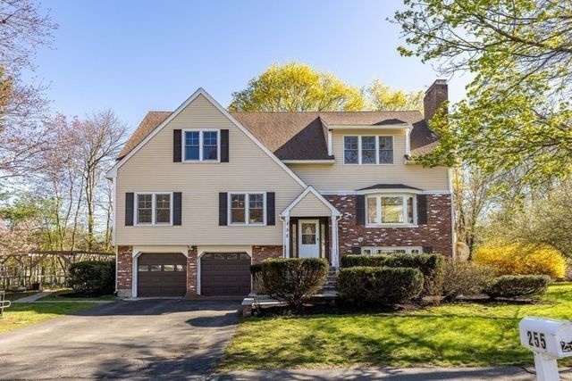 255 Worthen Rd East, Lexington, MA 02421