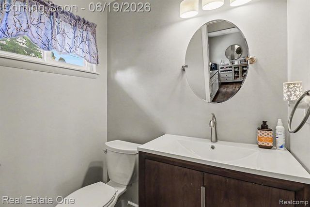 2445 Ethel Drive, Wolverine Lake, MI 48390