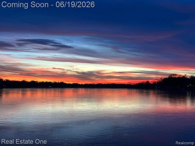 2445 Ethel Drive, Wolverine Lake, MI 48390