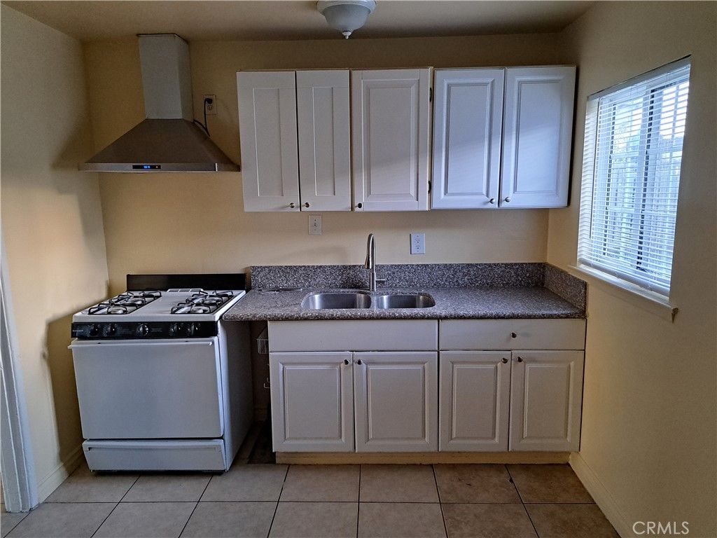 1206 S Palm, Anaheim, CA 92805 — photo 4