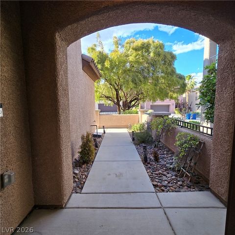 11829 Orense Drive, Las Vegas, NV 89138