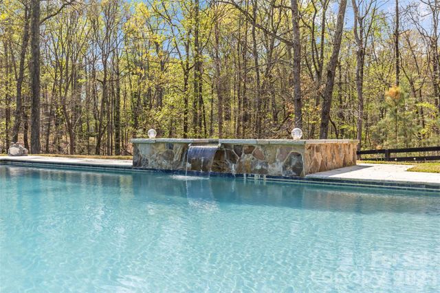 253 Old Post Road, Waxhaw, NC 28173