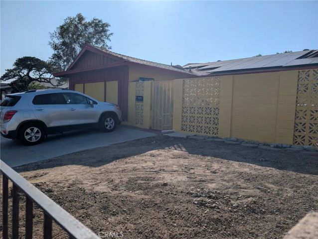 13107 Del Sur, San Fernando, CA 91340
