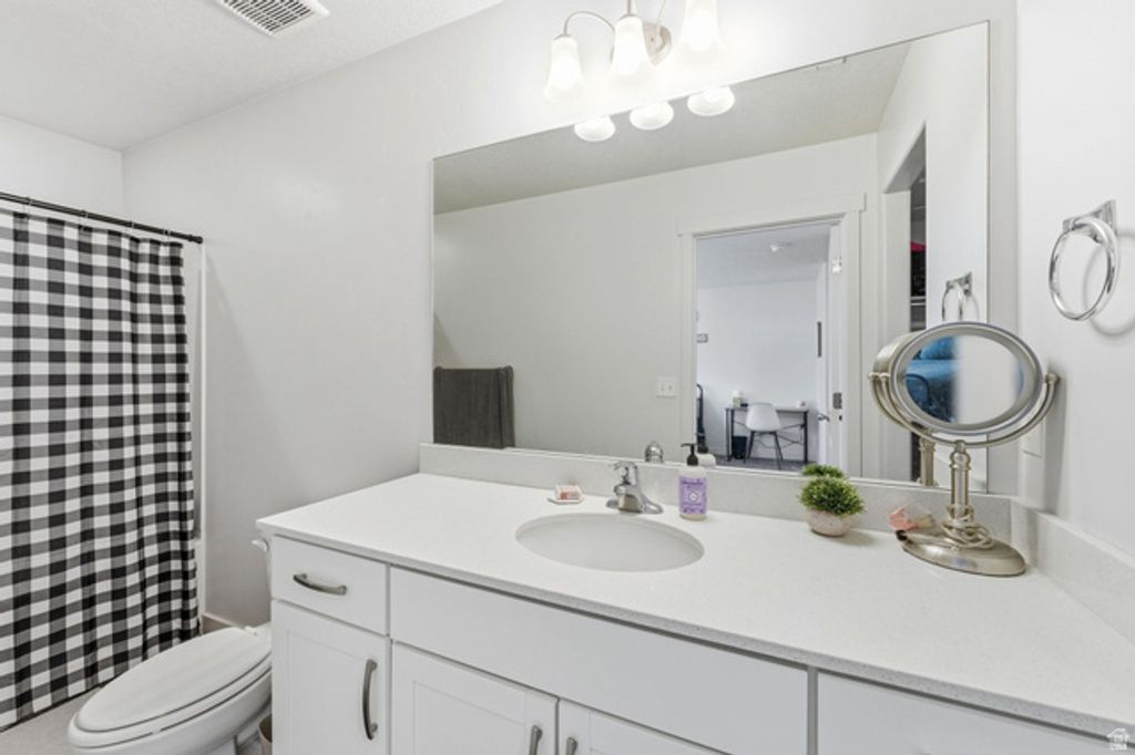 Image 29 of property listing at 1513 S 630 W, Orem, UT 84058