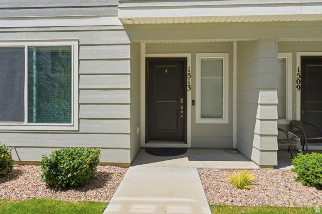 Image 4 of property listing at 1513 S 630 W, Orem, UT 84058