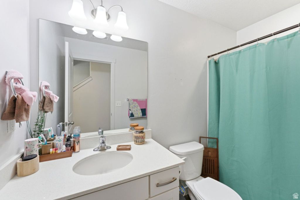 Image 9 of property listing at 1513 S 630 W, Orem, UT 84058