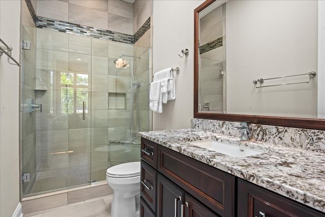 23 Heritage Drive, Highland Park, IL 60035