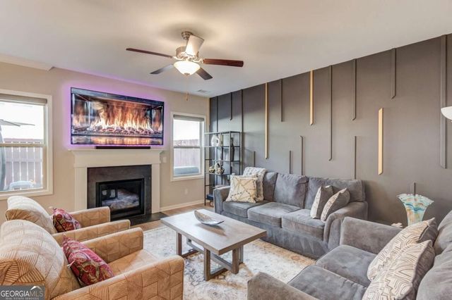 1182 Lanier Willow Path, Buford, GA 30518