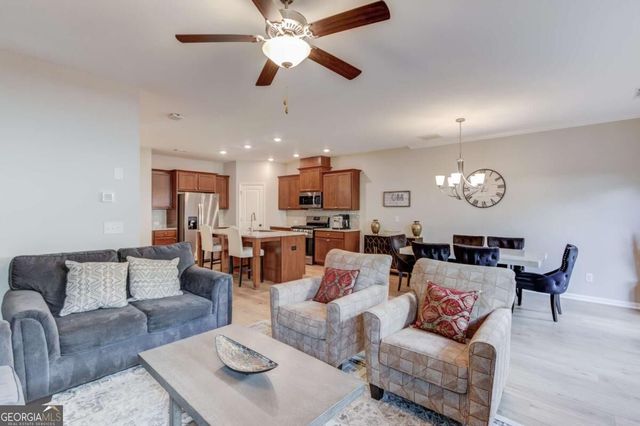 1182 Lanier Willow Path, Buford, GA 30518