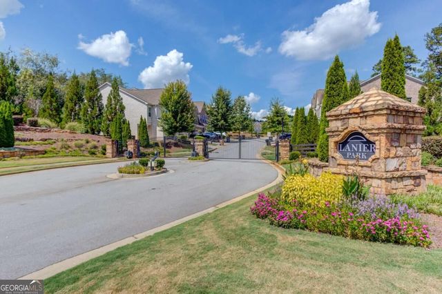1182 Lanier Willow Path, Buford, GA 30518
