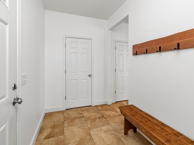 144 Royal Drive, South Burlington, VT 05403