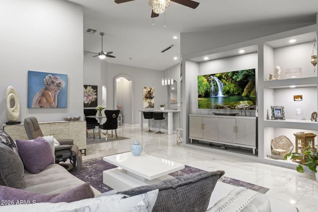 2011 E RENEE Drive, Phoenix, AZ 85024