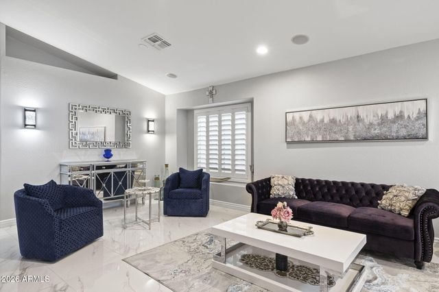 2011 E RENEE Drive, Phoenix, AZ 85024