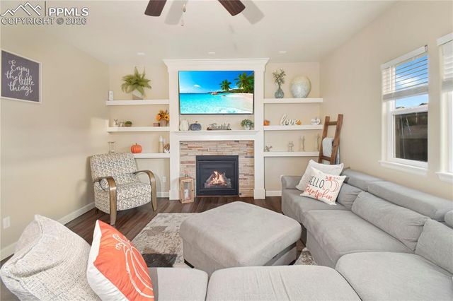 7246 Dutch Loop, Colorado Springs, CO 80925