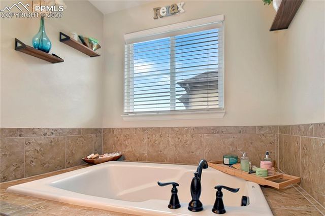 7246 Dutch Loop, Colorado Springs, CO 80925